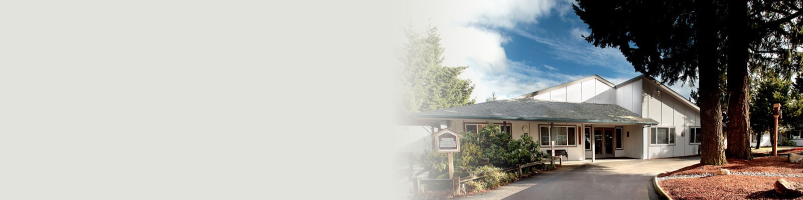 Front entrance to Hood River Post Acute